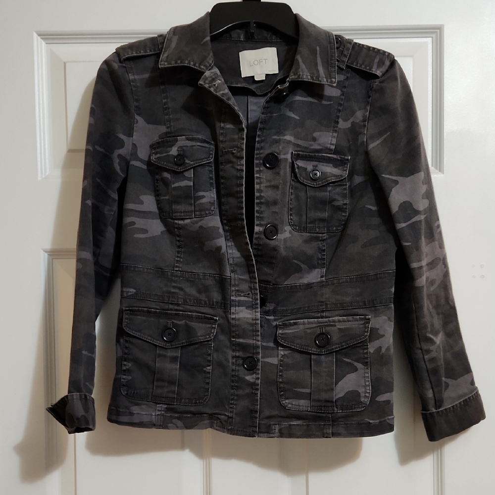 Loft Women's Camouflage Jacket